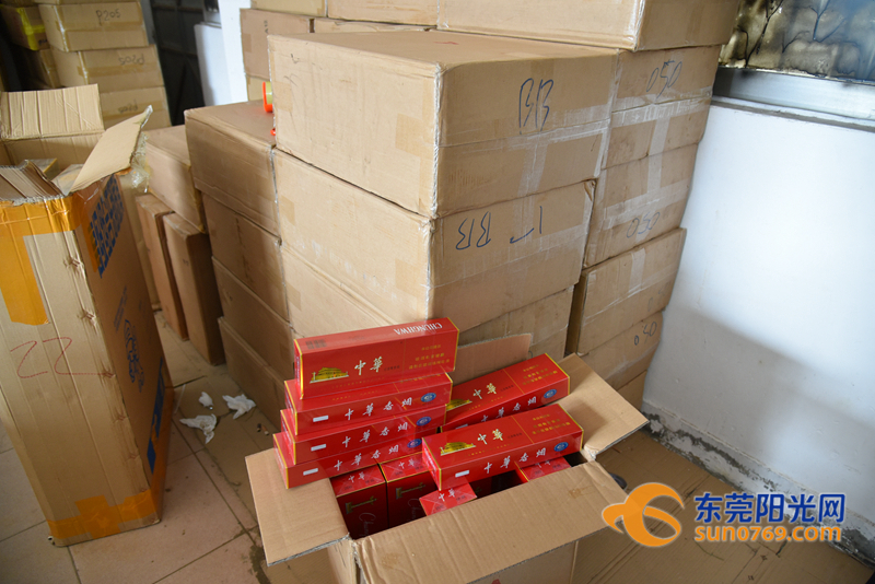 沙田捣毁一假烟仓库 案值400余万