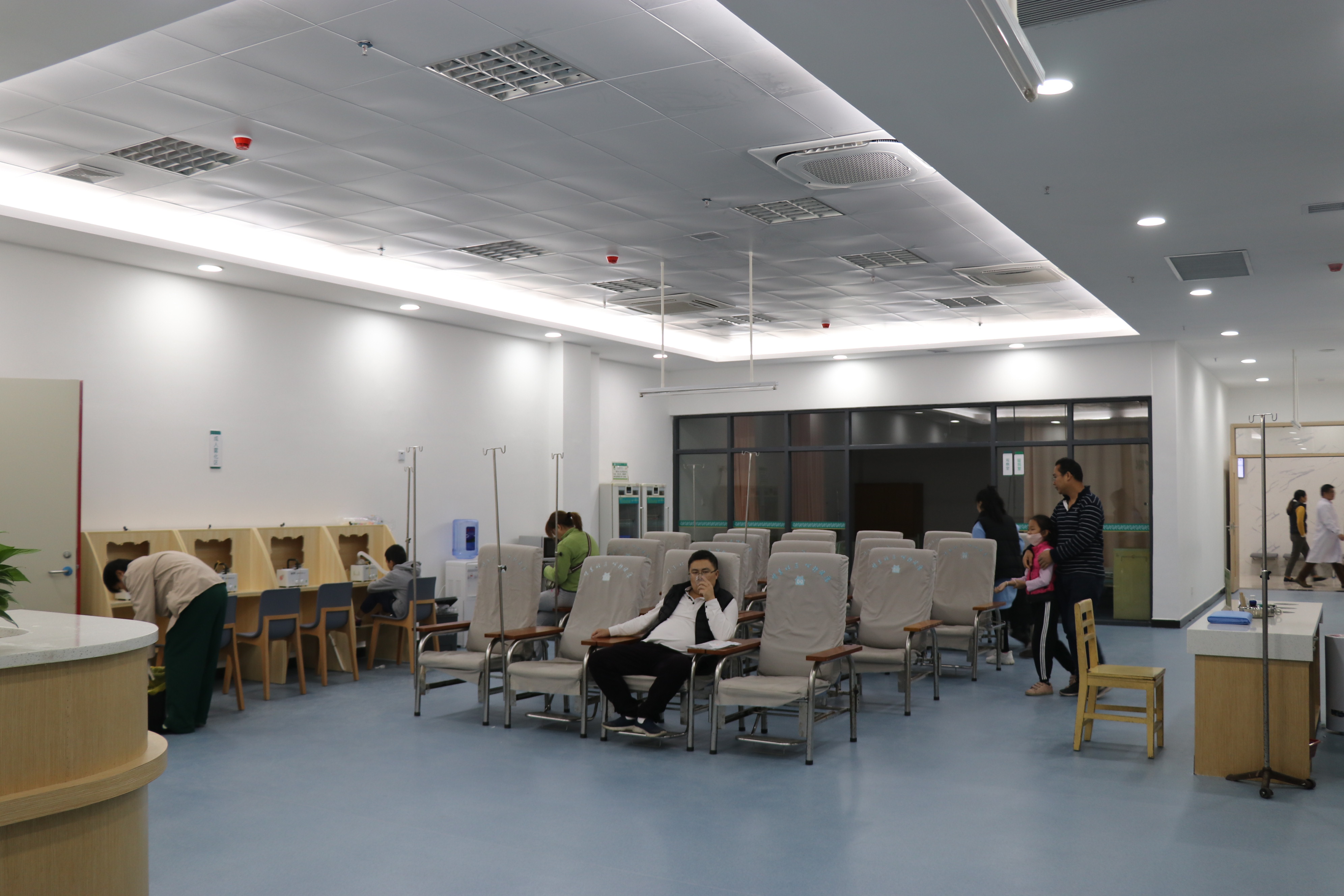 大朗镇新社区卫生服务中心启用