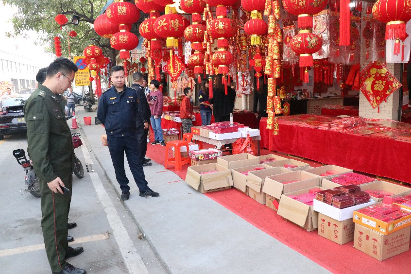 大朗春節前嚴查煙花爆竹-知東莞