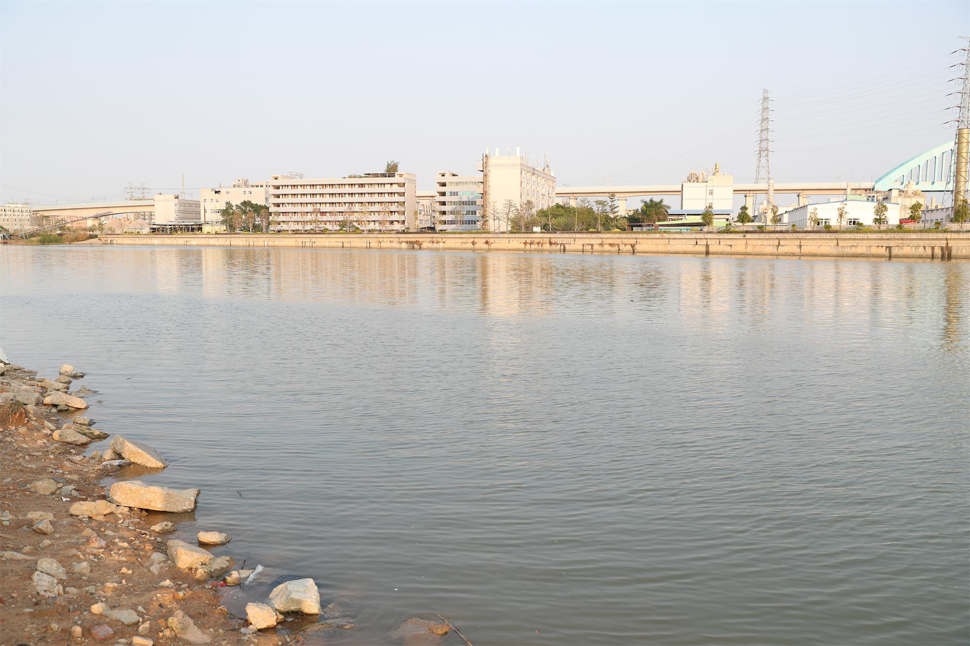 长安:做好防疫基础上争取茅洲河流域综合整治早日复工