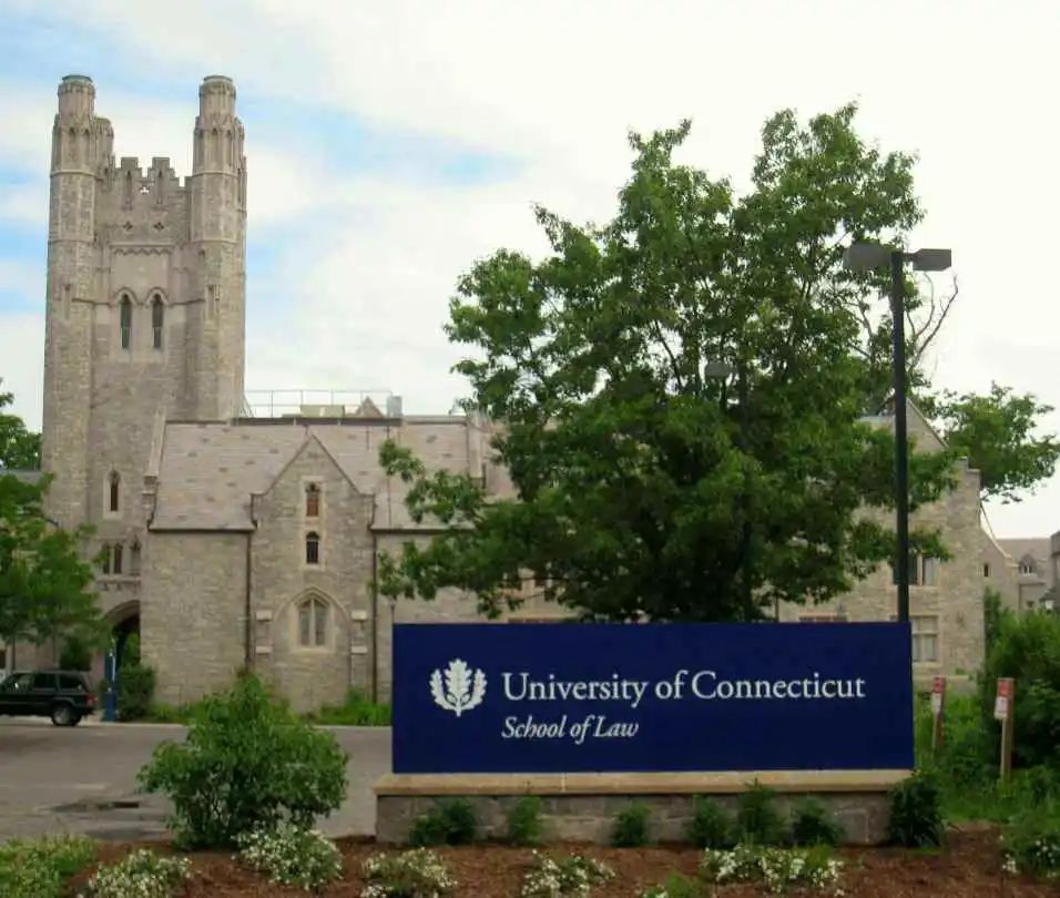 六所美国名校抢东莞这个学生还提供56万元奖学金