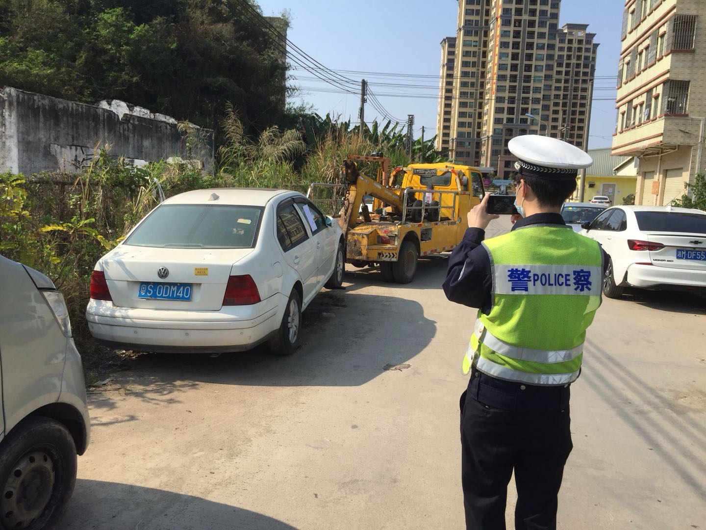 塘厦交警大队将持续开展集中整治清理行动,对后续拖移的"僵尸车",将按