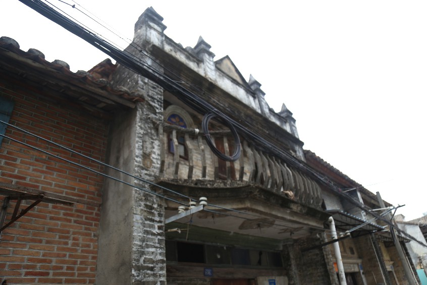 大朗镇领导到蔡边督导危旧建筑和企业复工复产工作